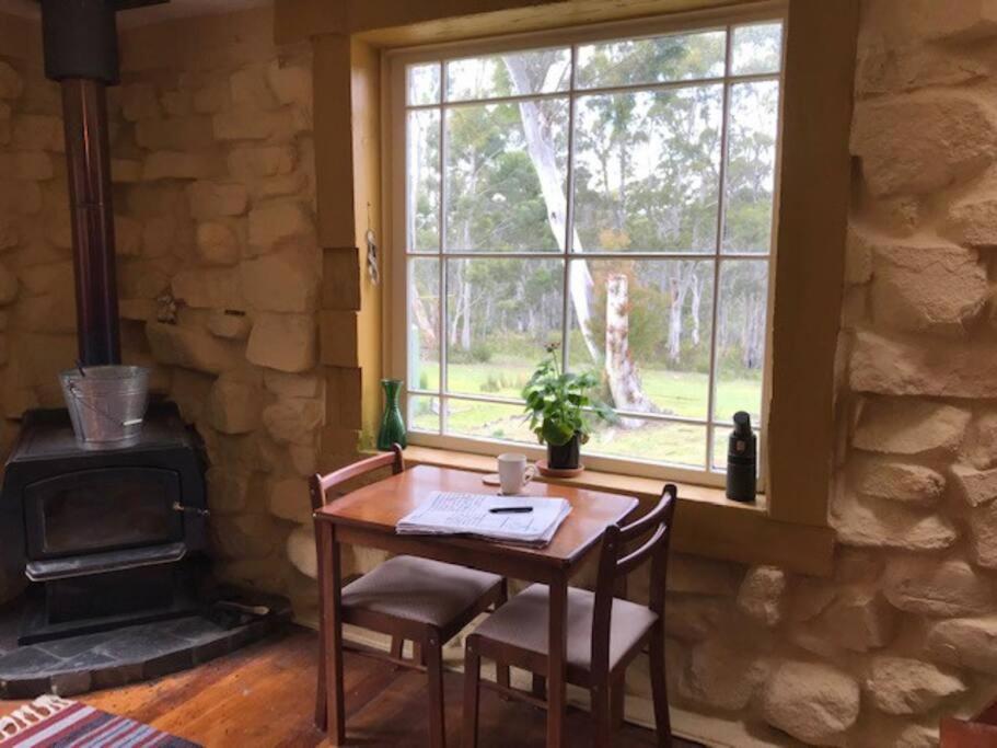 The Stone Cottage - Bruny Island Simpsons Bay Eksteriør bilde